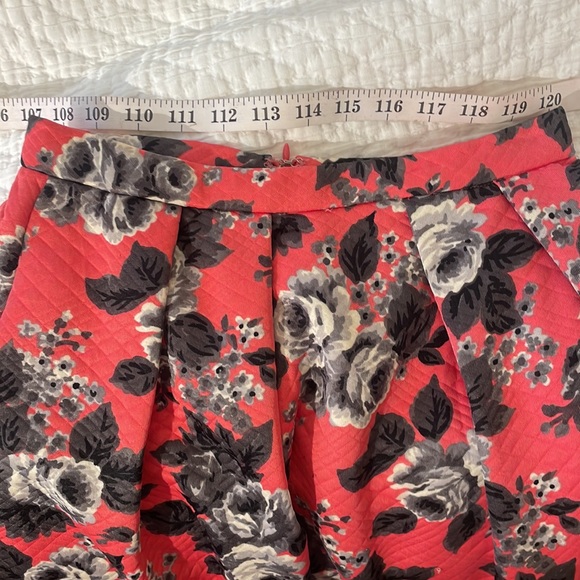 ASOS Quilted Floral Midi Skirt $108 sz 4 - Picture 6 of 6